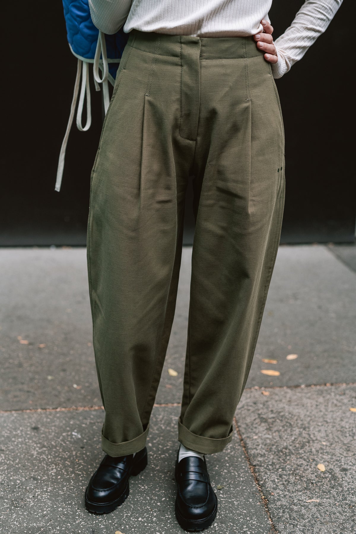 khaki barrelíny dámske nohavice